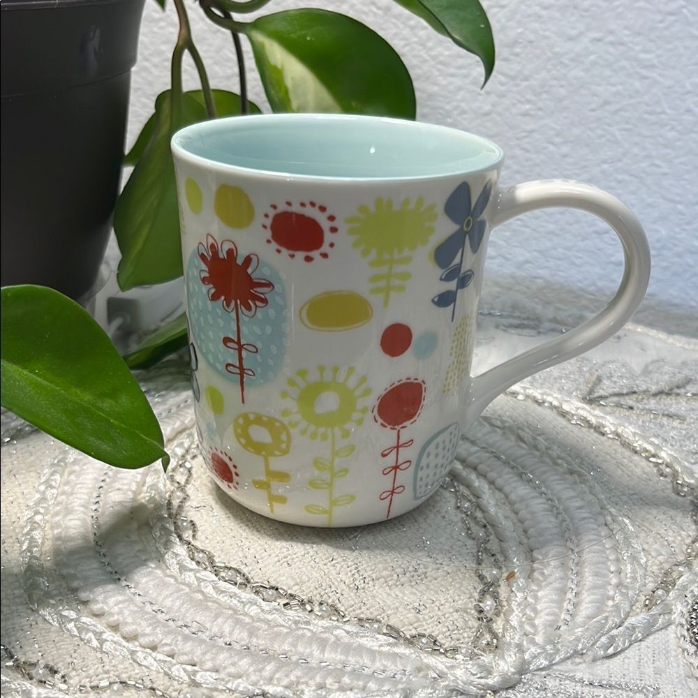 Starbucks Hand Painted Flowers Stoneware Coffee Mug 2009 NEW